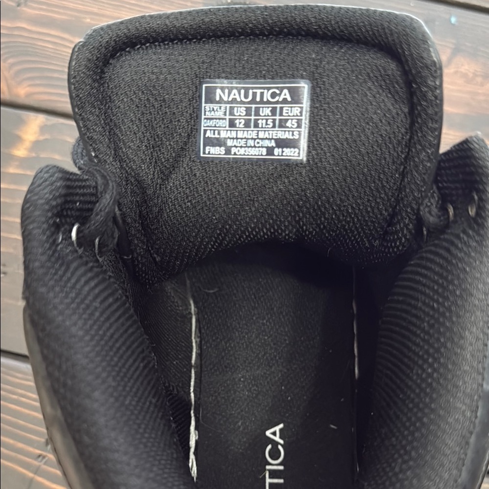 Nautica Black and White Sneakers with Classic Silhouette - Picture 2 of 6